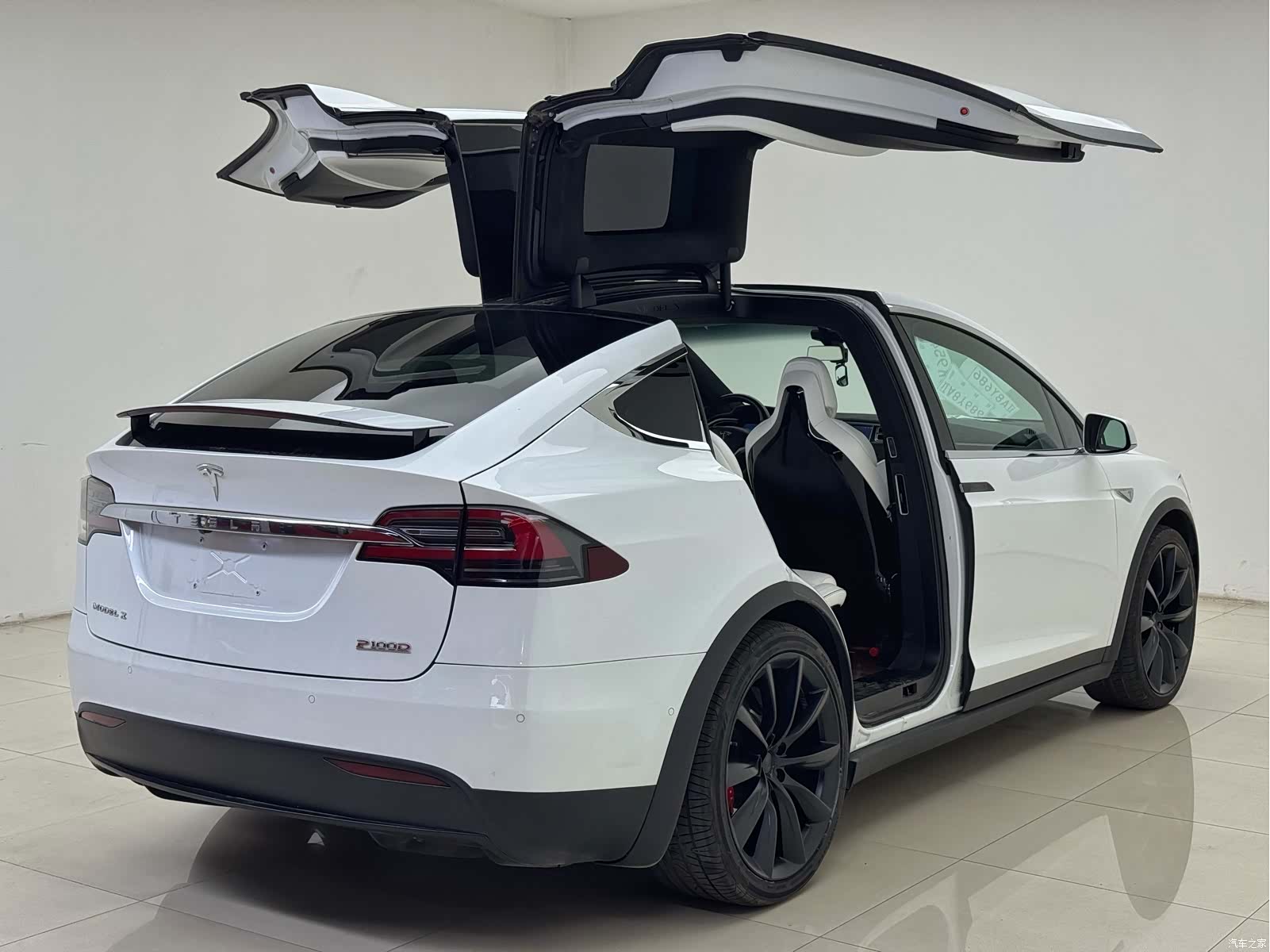 Tesla Model X, 2016 6