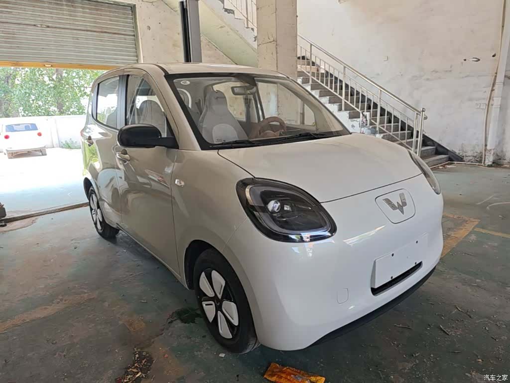 Wuling MINIEV, 2025 4
