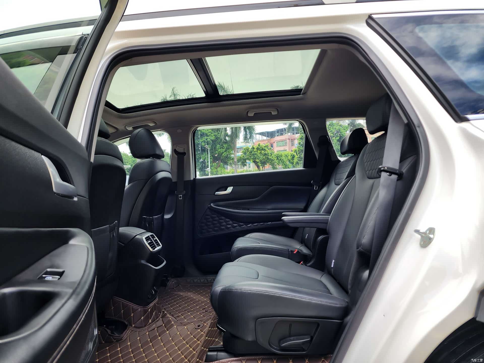 Hyundai Santa Fe, 2021 9