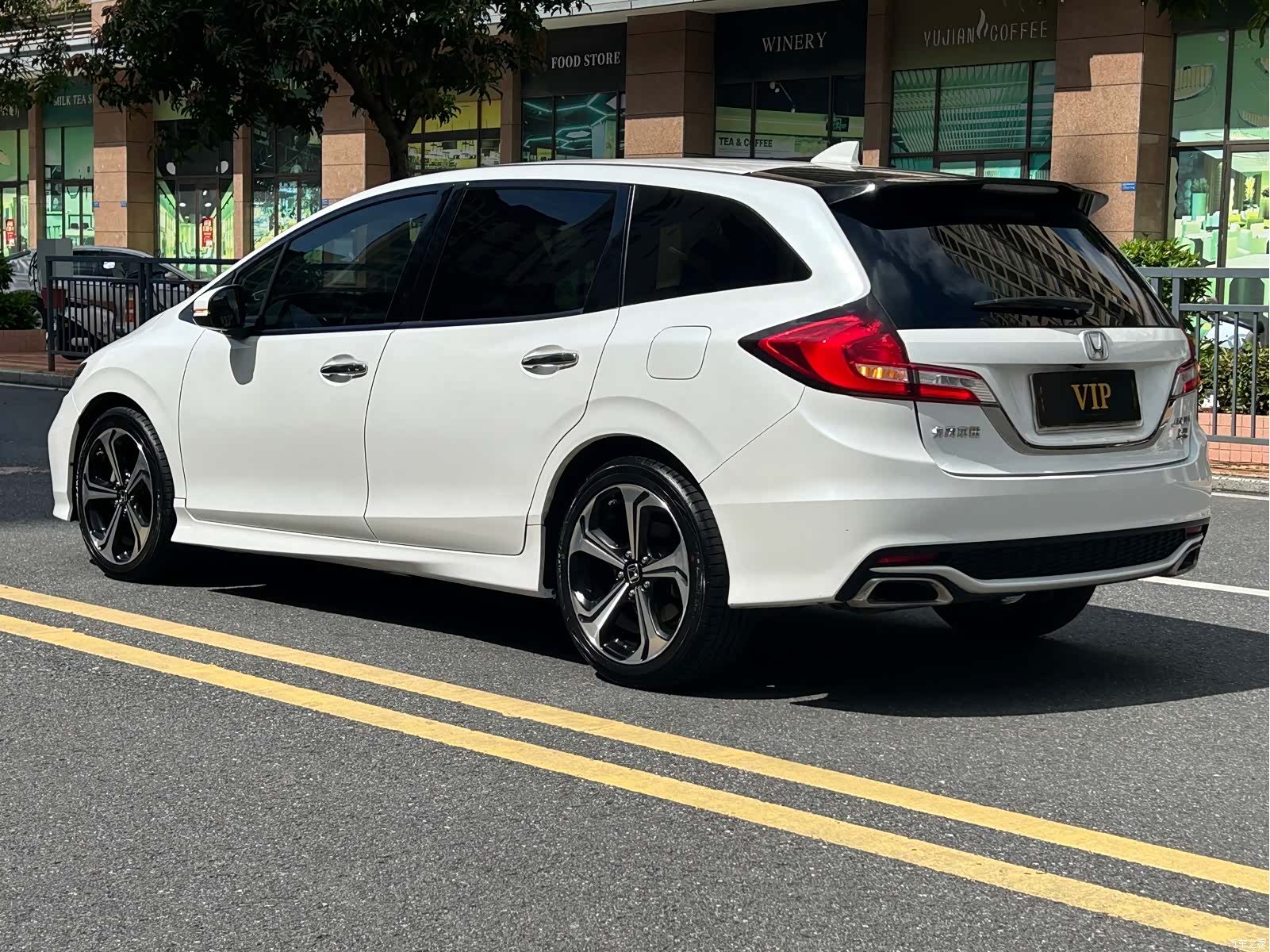 Honda Jade, 2017 6