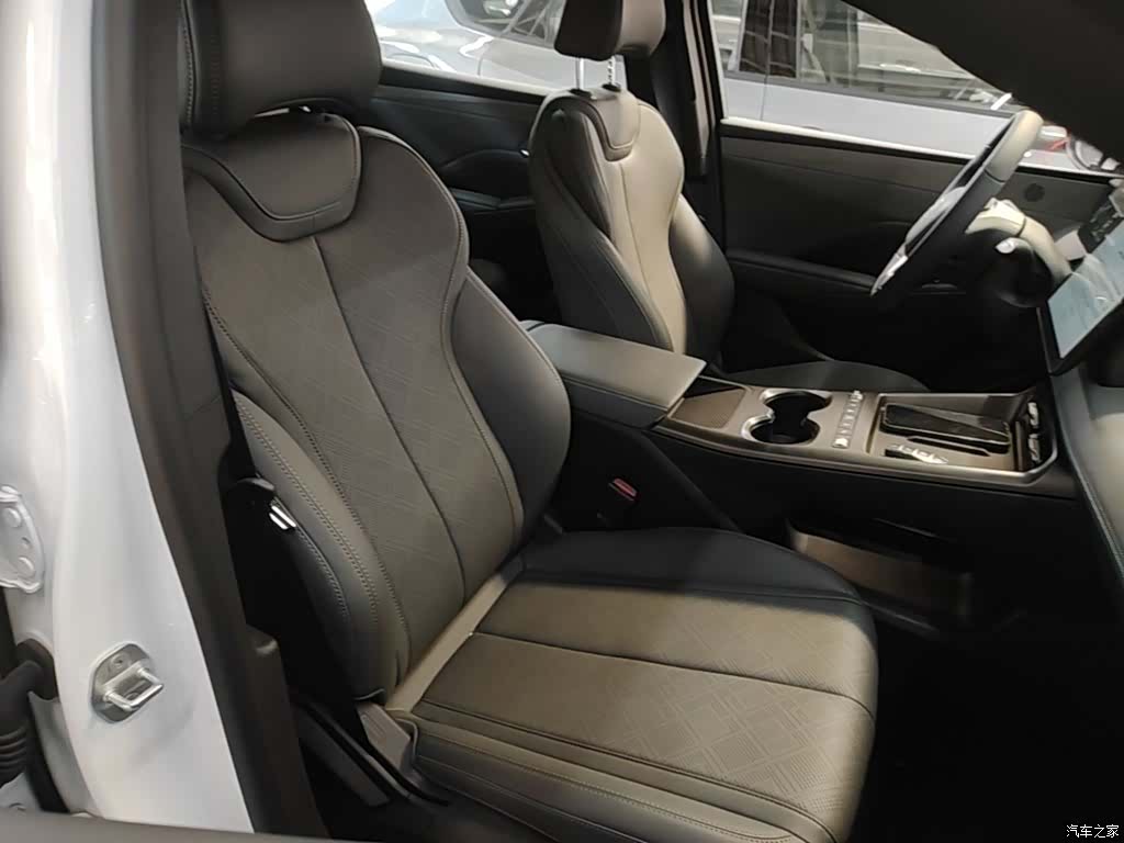 BYD Qin, 2026 25