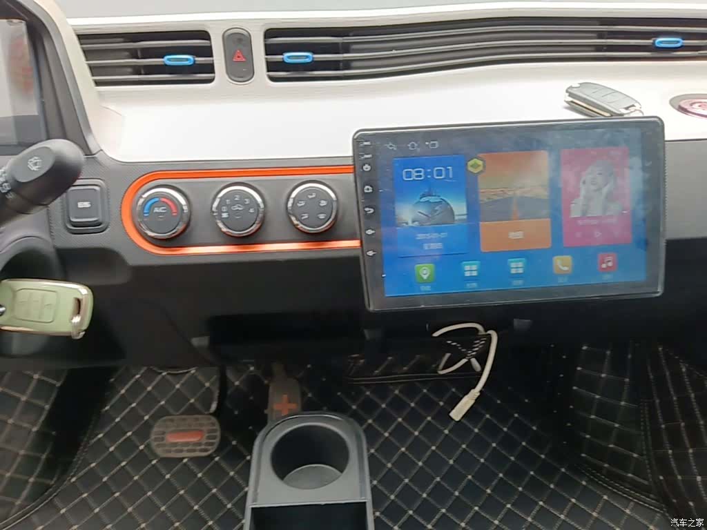 Wuling MINIEV, 2021 13