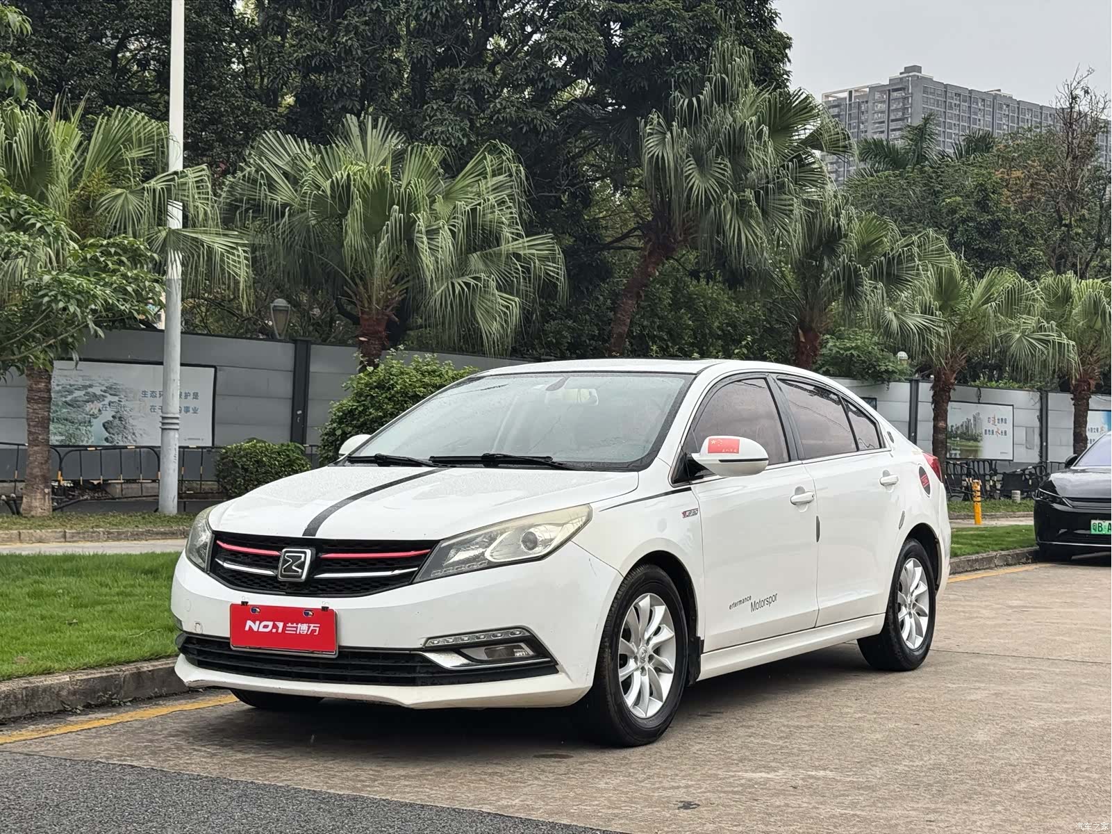 Zotye Z560, 2017 1