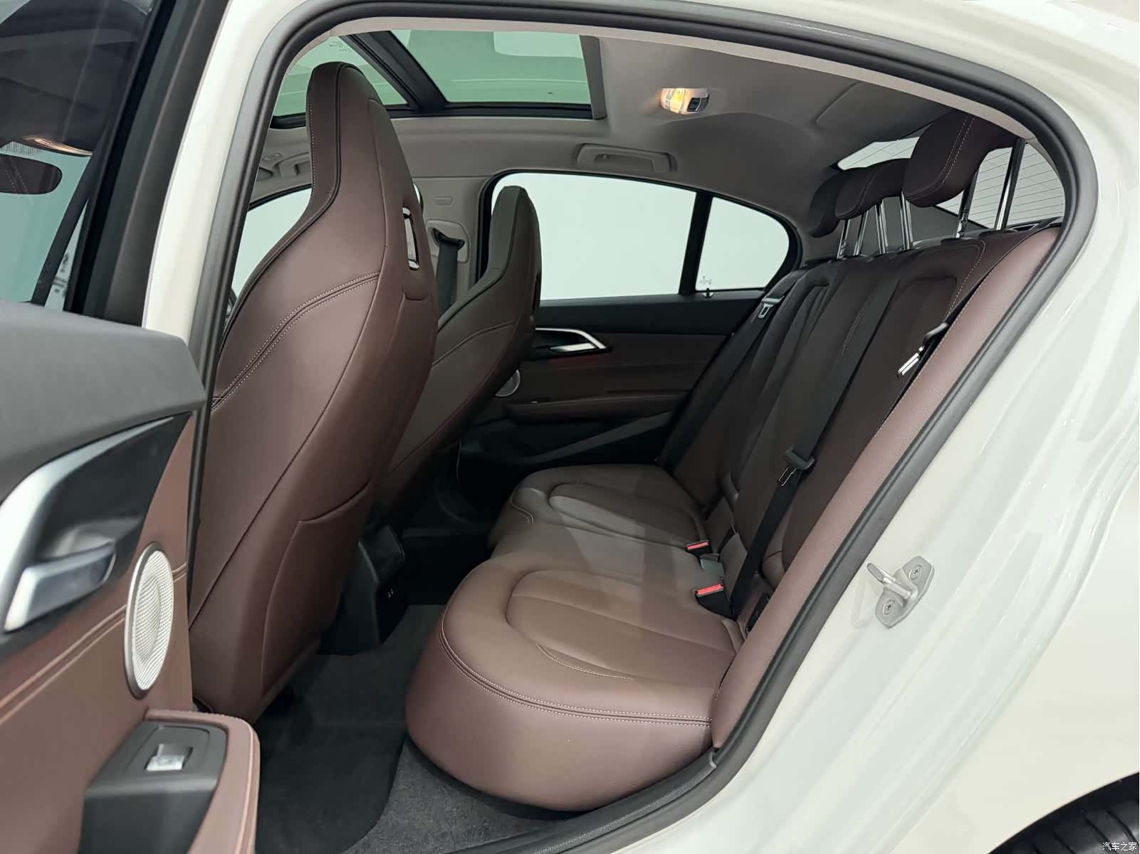 BMW 1 Series, 2022 17