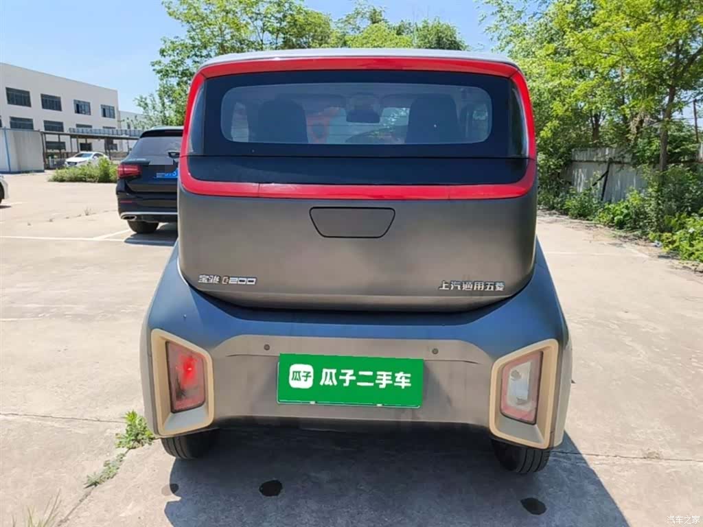 Wuling E200, 2019 6