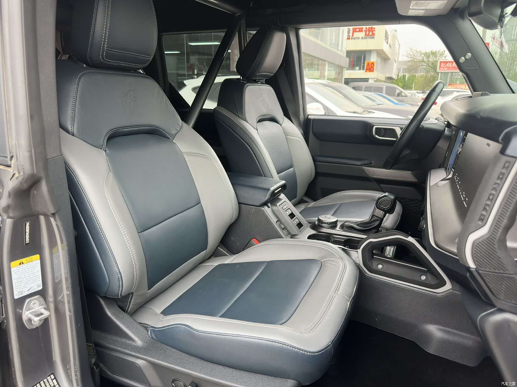 Ford Bronco, 2023 7
