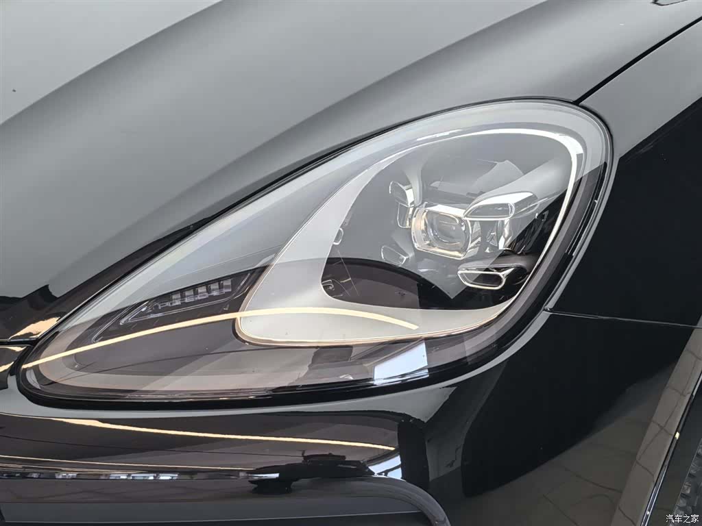 Porsche Cayenne, 2023 9