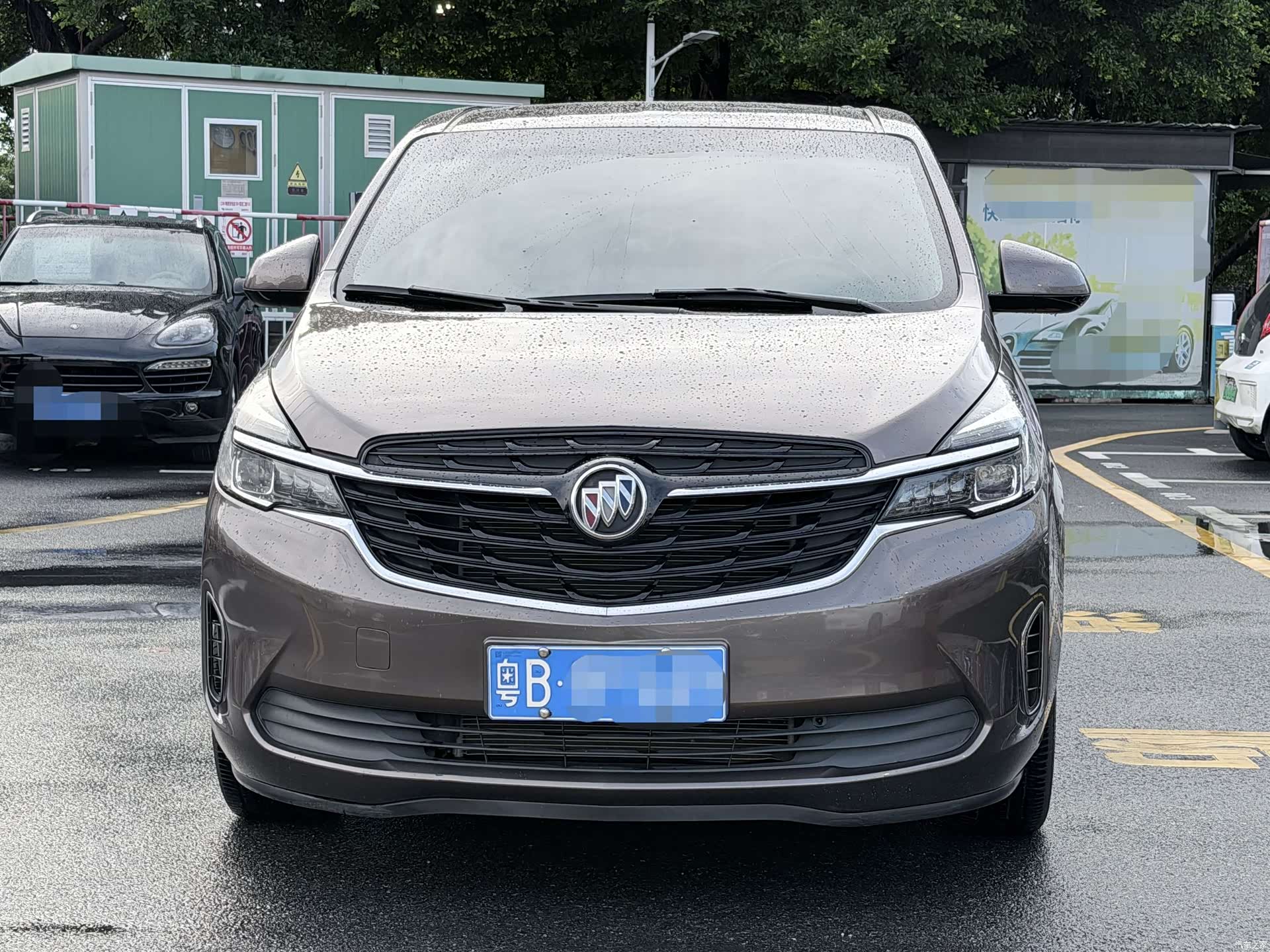 Buick GL8, 2021 2