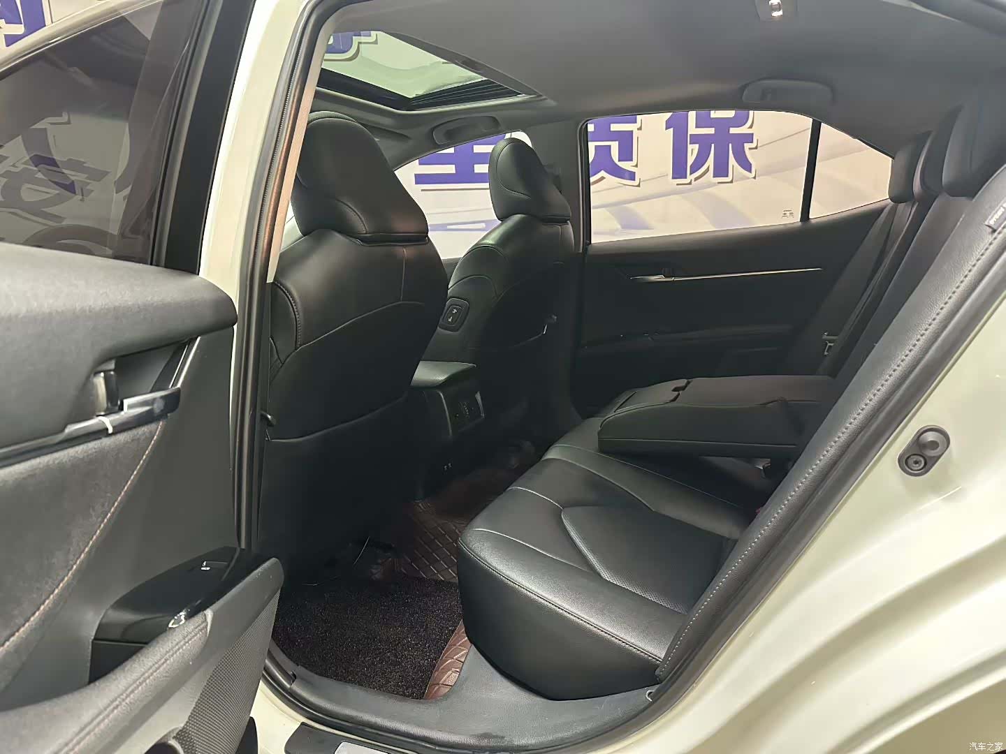 Toyota Camry, 2020 6