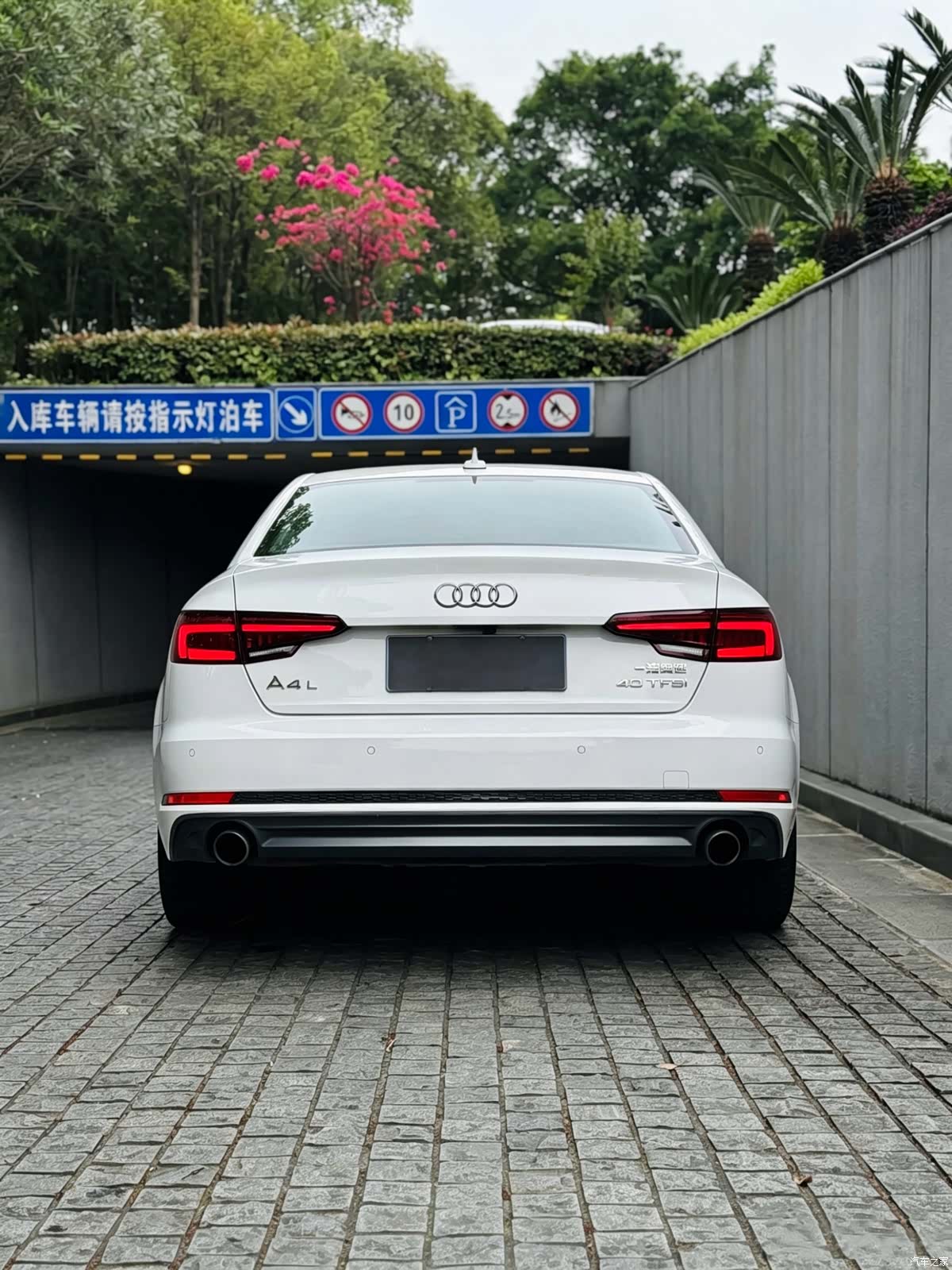 Audi A4L, 2018 11