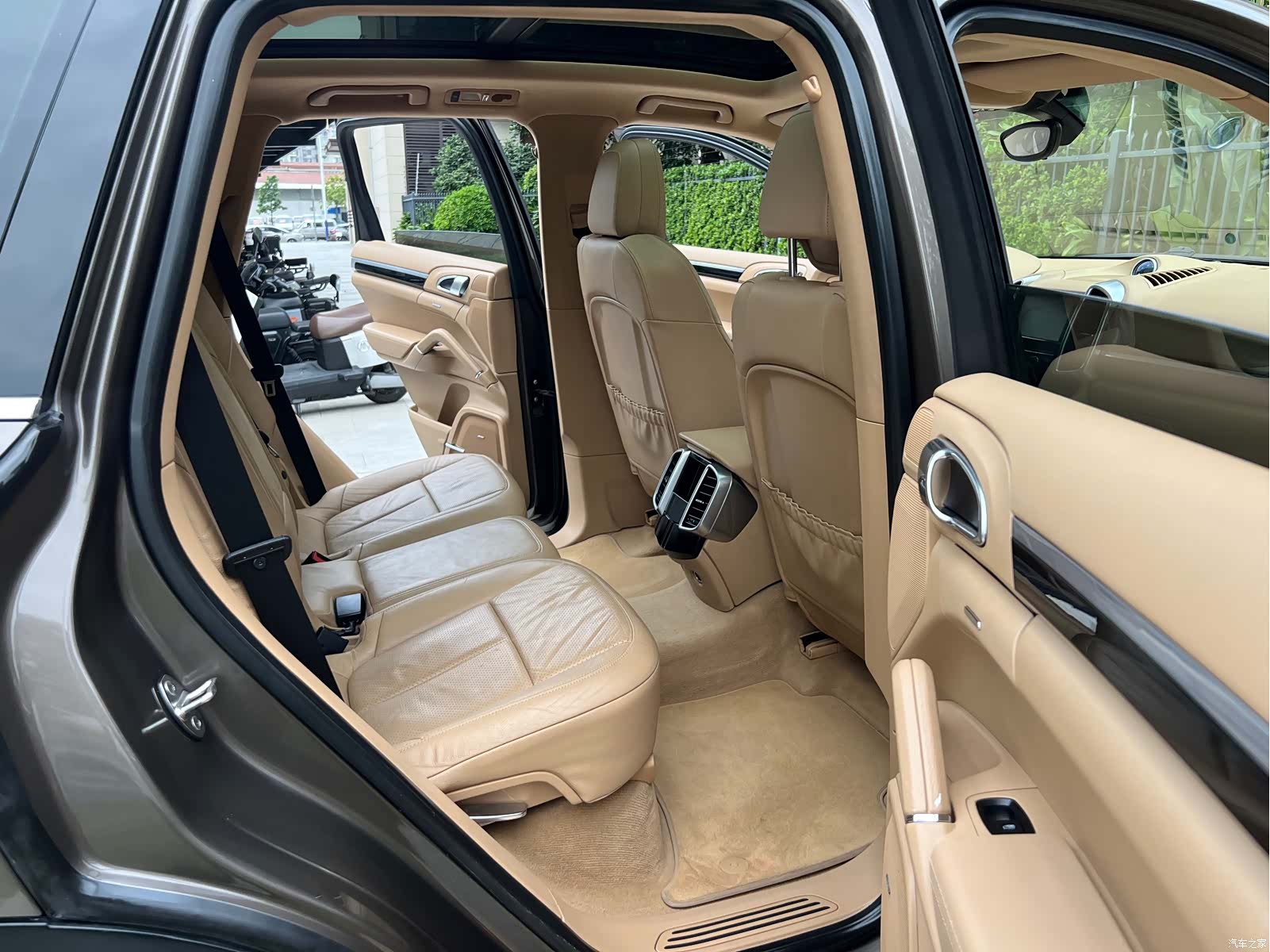Porsche Cayenne, 2014 9