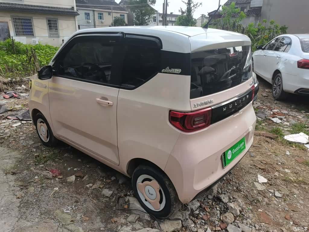 Wuling MINIEV, 2021 все фото