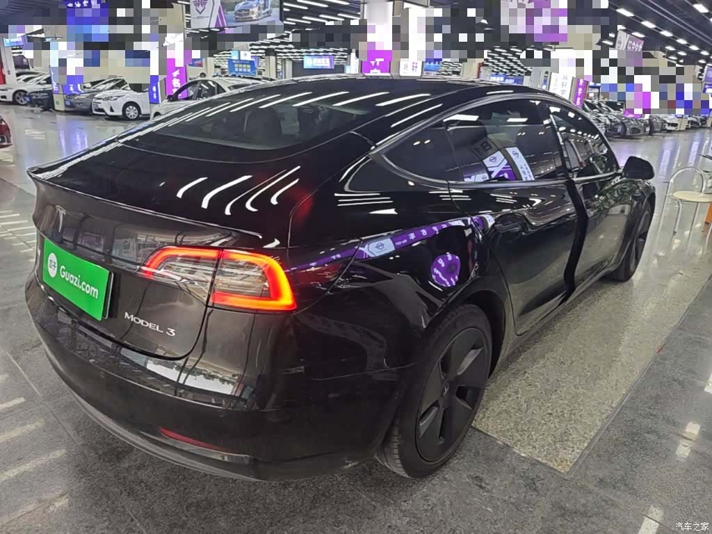 Tesla Model 3, 2022 7