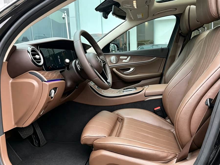 Mercedes-Benz E-Class 2021, фото 4