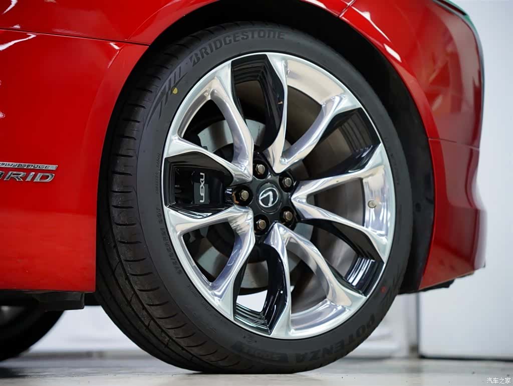 Lexus LC, 2022 18