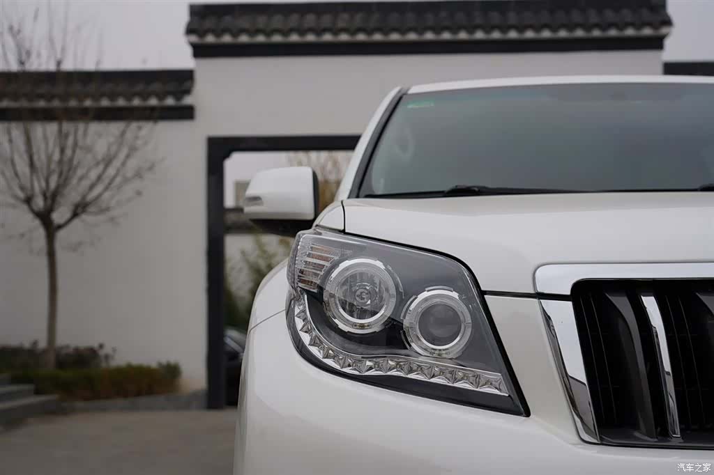 Toyota Prado, 2013 12