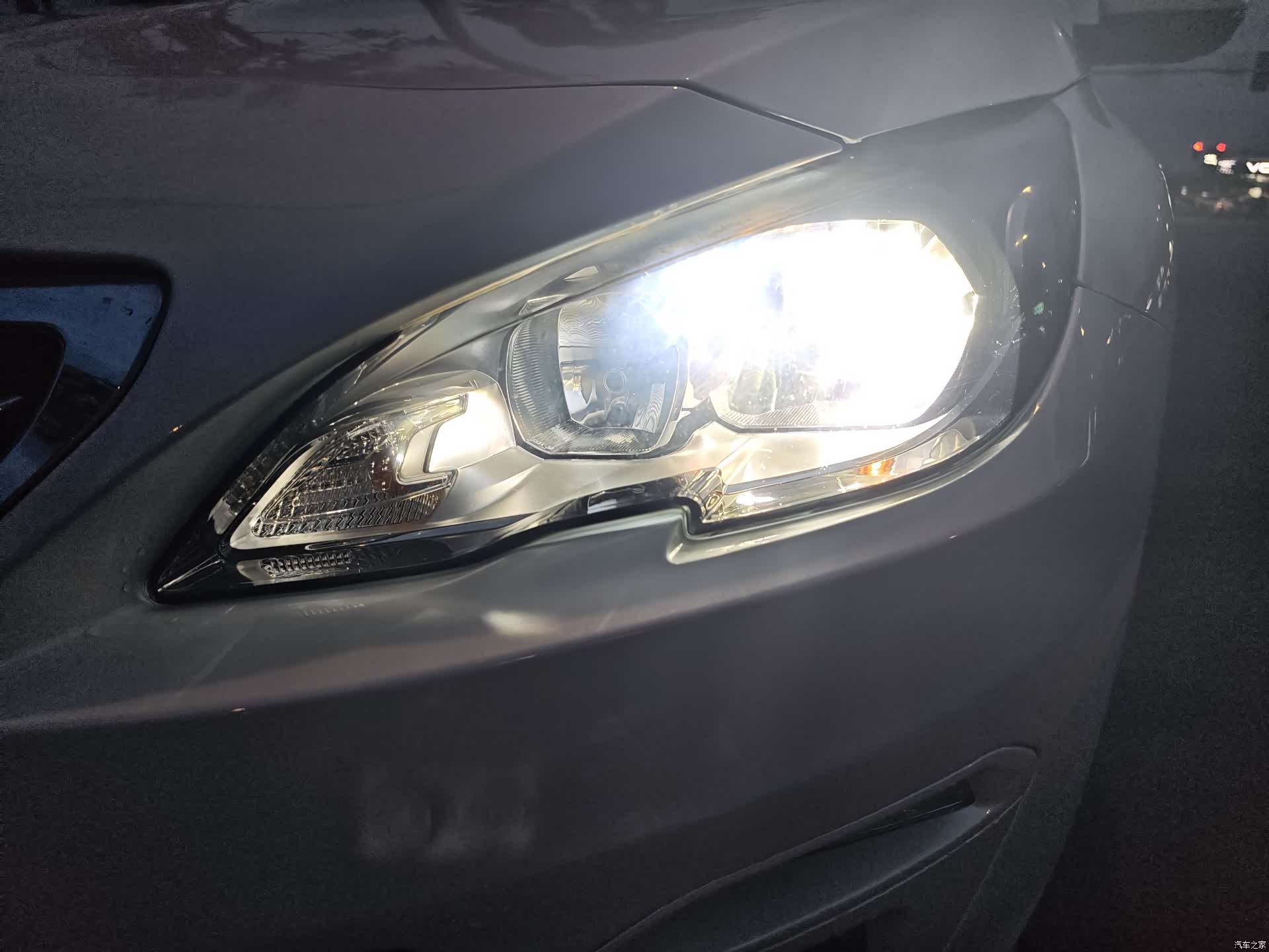 Peugeot 408, 2018 4