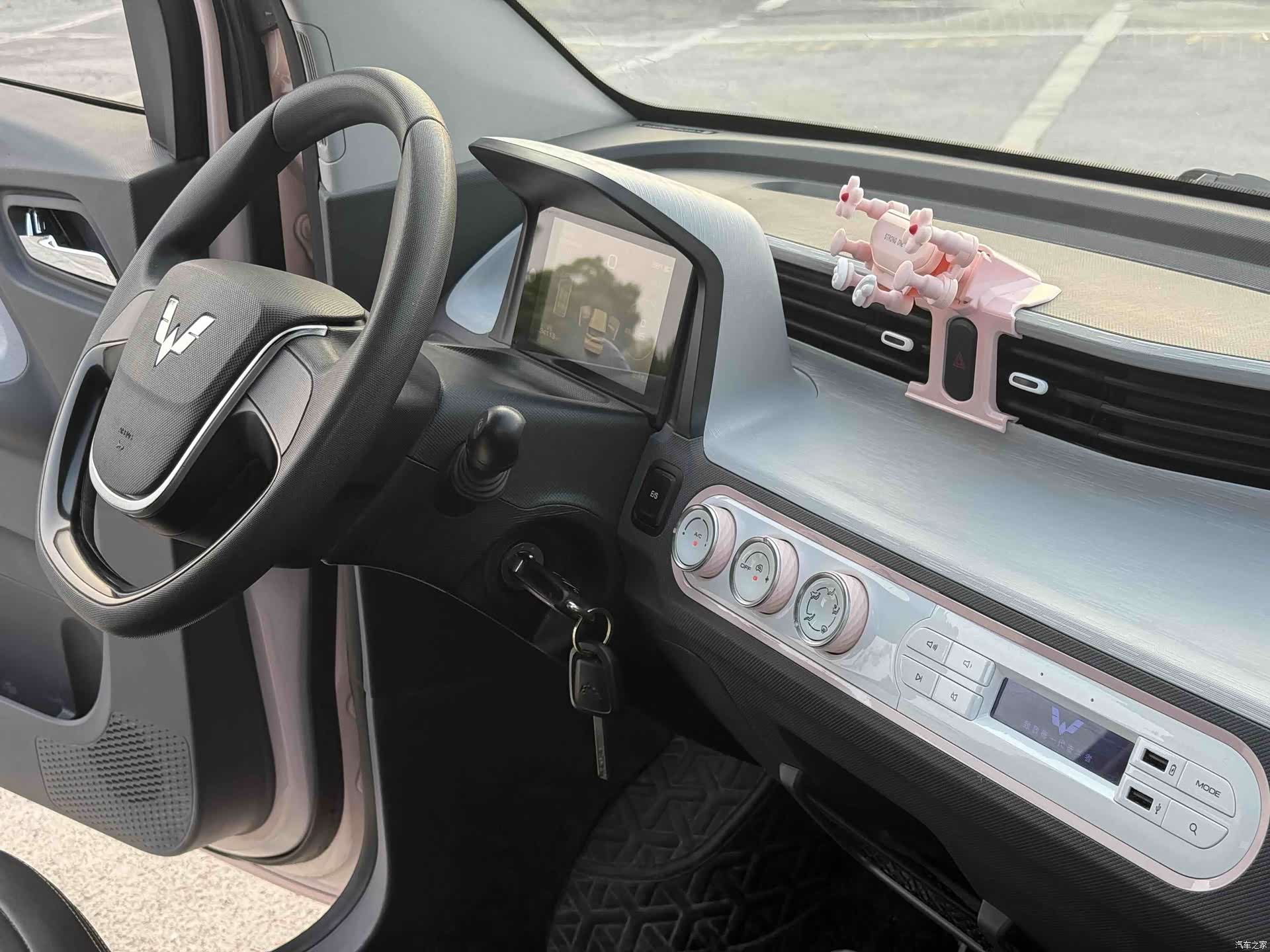 Wuling MINIEV, 2022 8