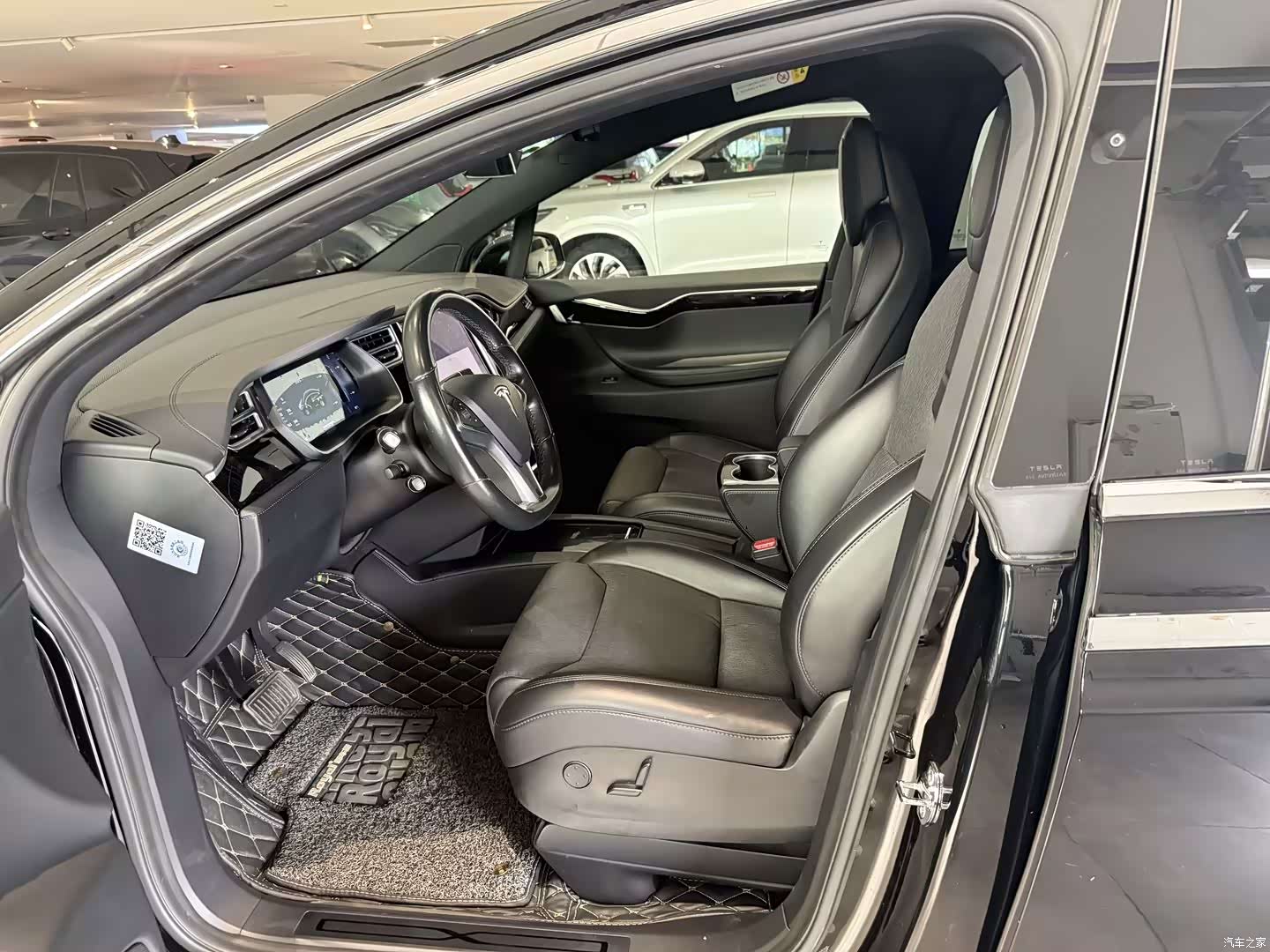 Tesla Model X, 2017 6