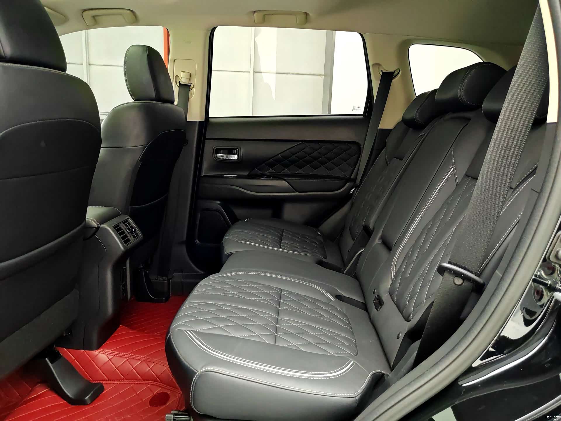 Mitsubishi Outlander, 2023 6