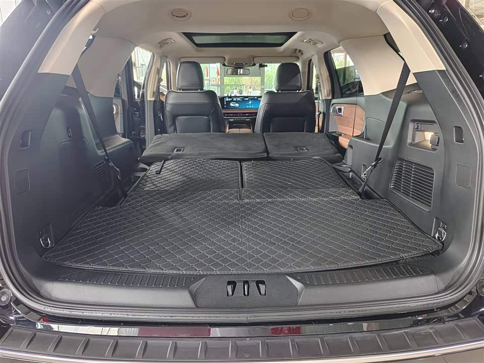 Ford Explorer Ford Explorer