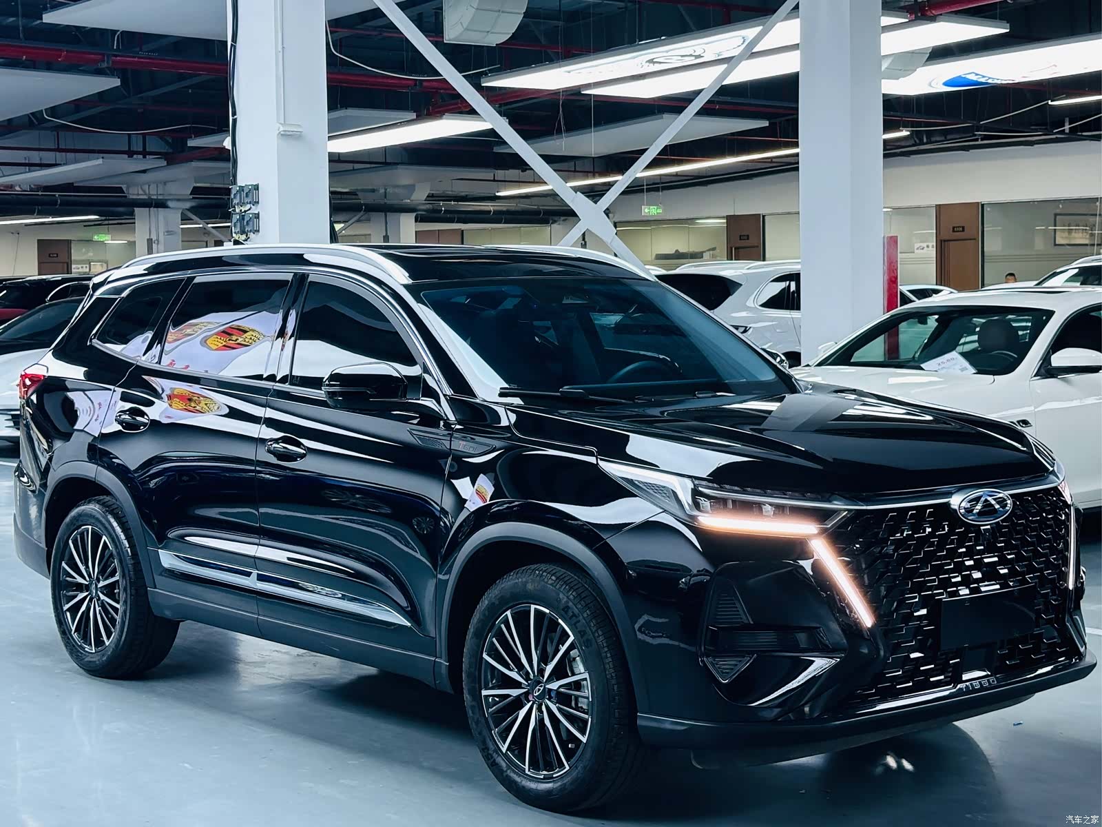 Chery Tiggo 8, 2025 3
