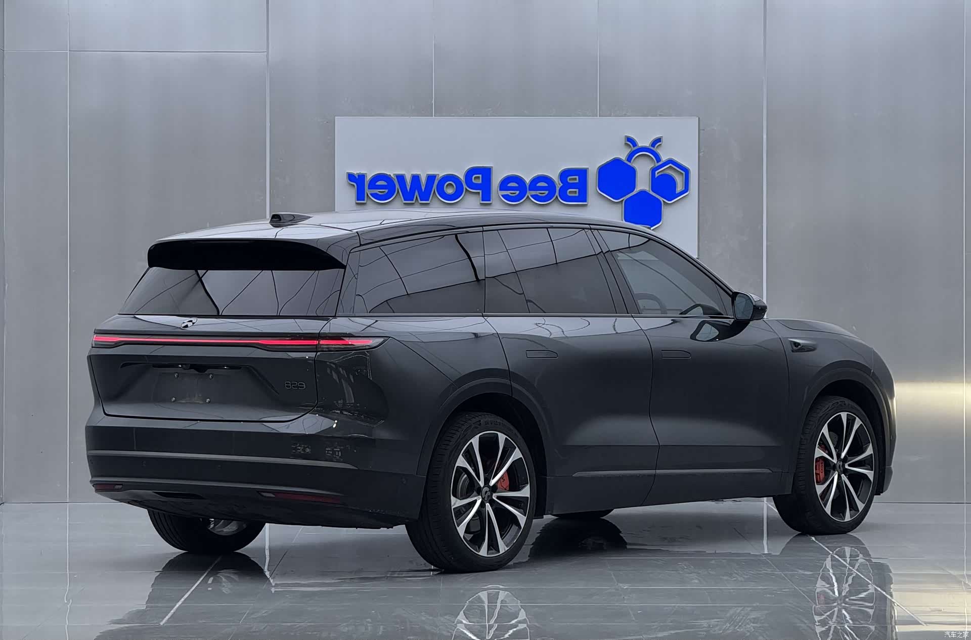 NIO ES8, 2024 6