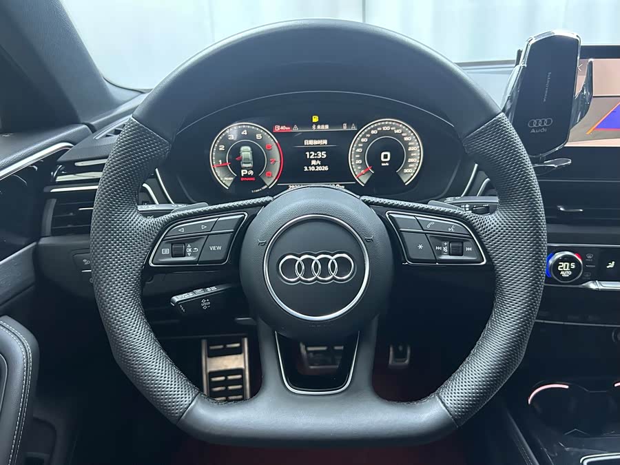 Audi A4L 2024, фото 8