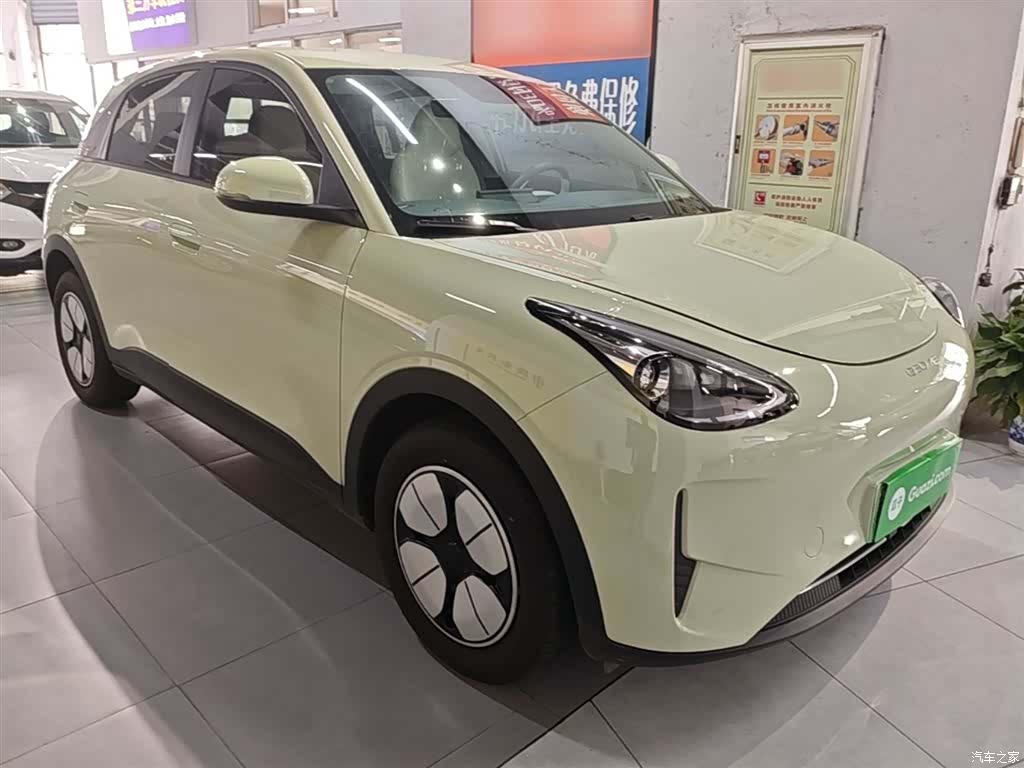 Geely Xingyuan, 2025 4