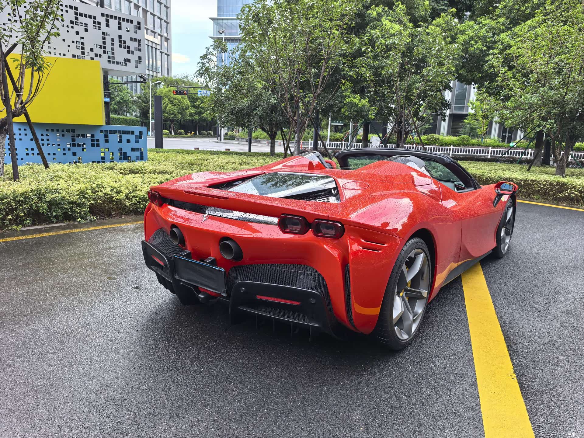 Ferrari SF90, 2023 14