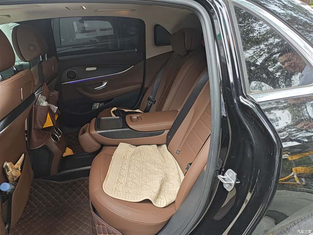 Mercedes-Benz E-Class, 2018 15