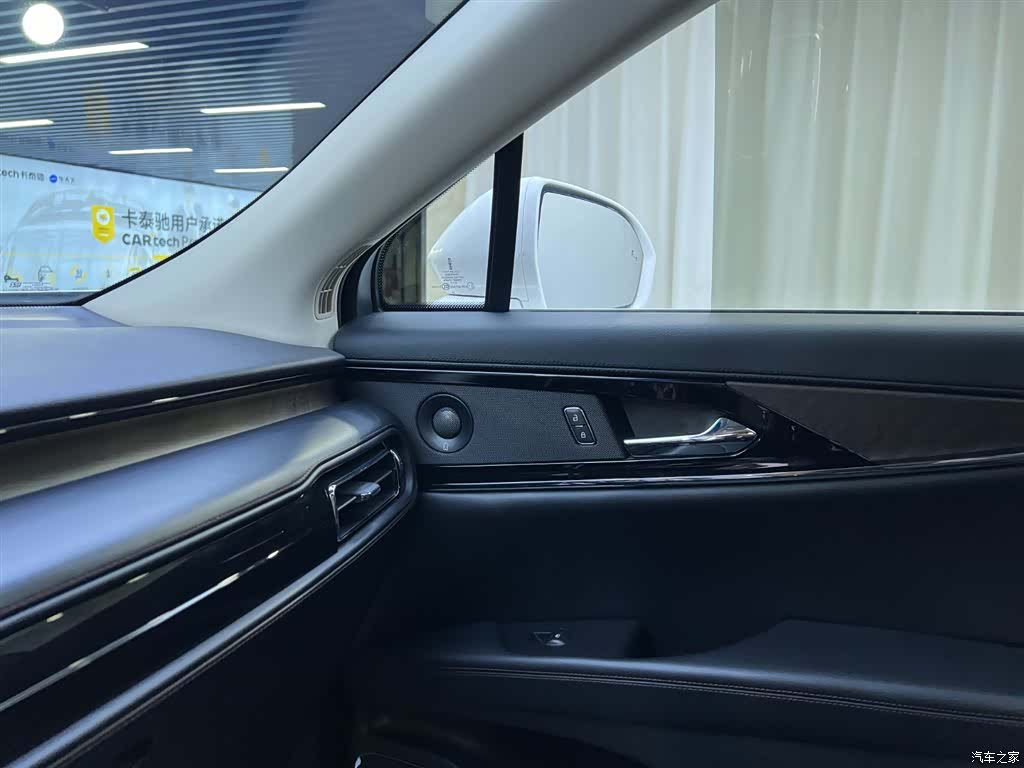 Lincoln Nautilus, 2021 18