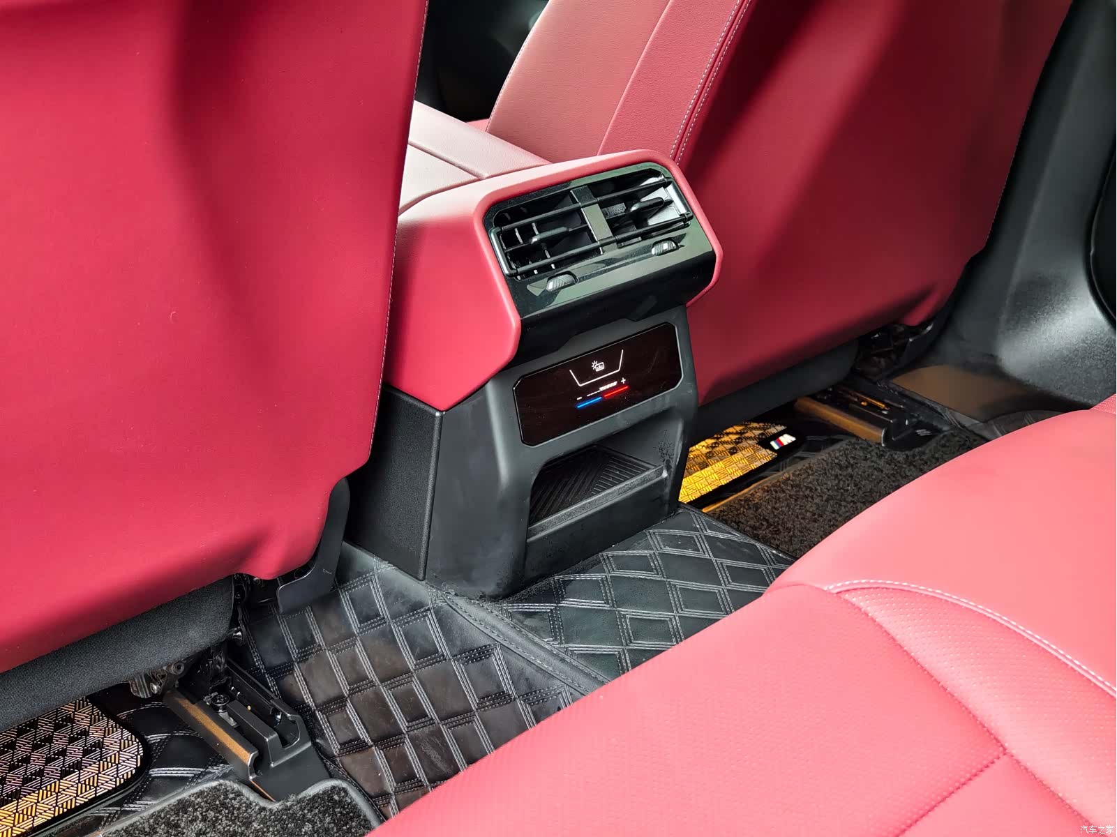BMW 5 Series, 2025 18
