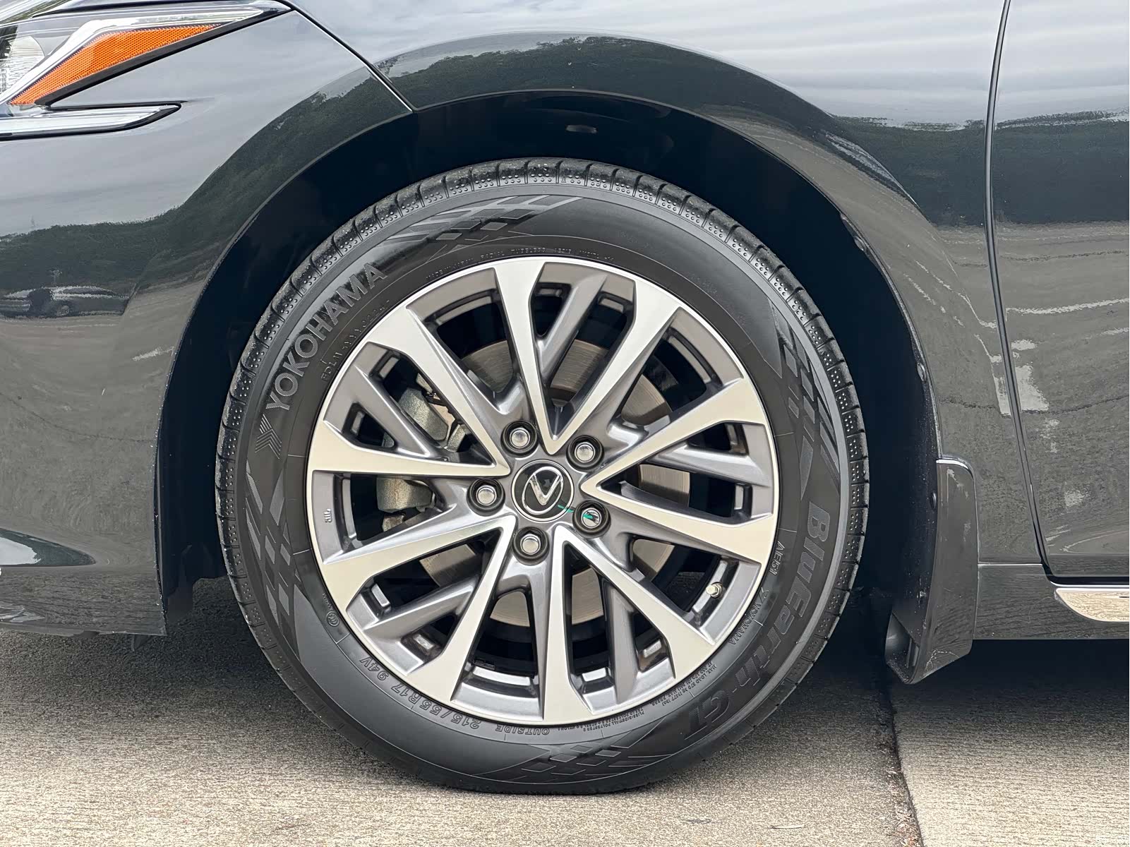 Lexus ES, 2024 12