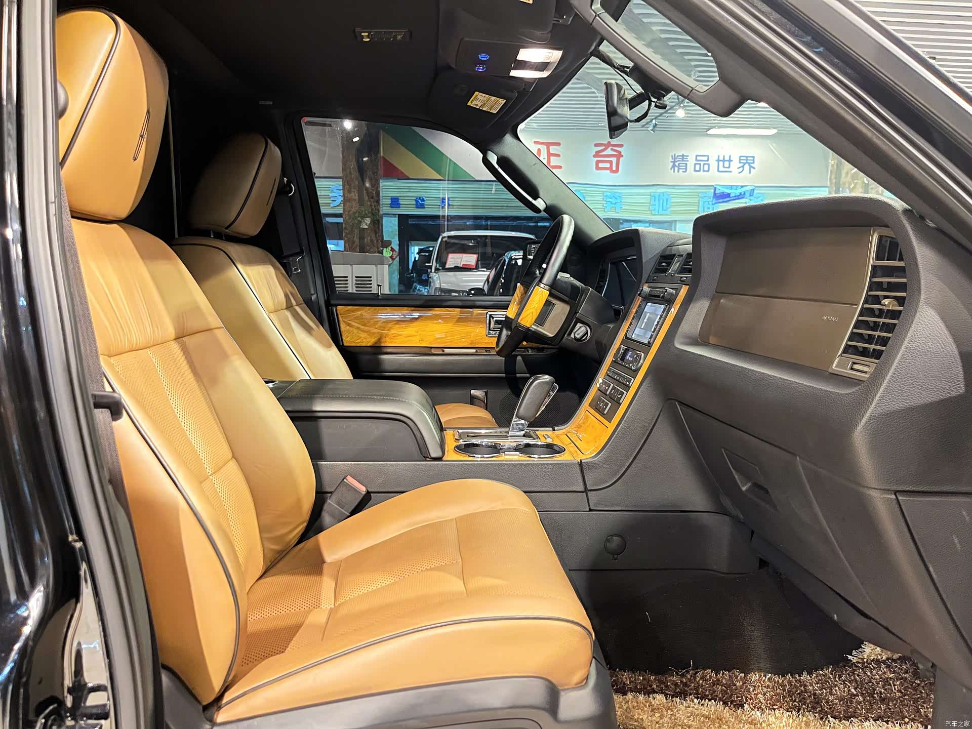 Lincoln Navigator, 2016 17