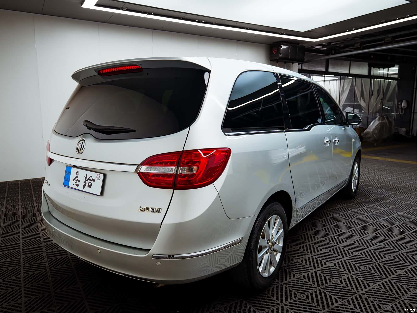 Buick GL8, 2019 7