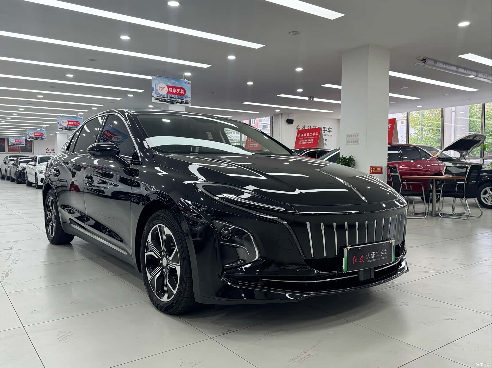 Hongqi QM5, 2023 3