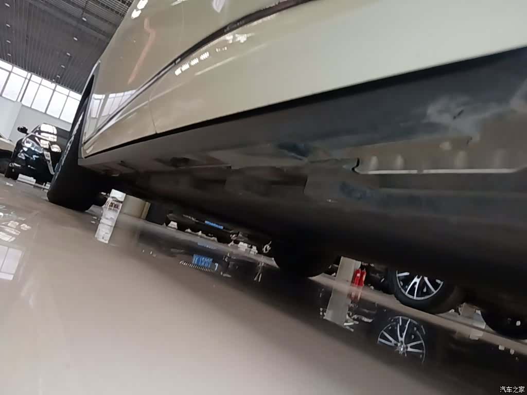 BYD Dolphin, 2023 21