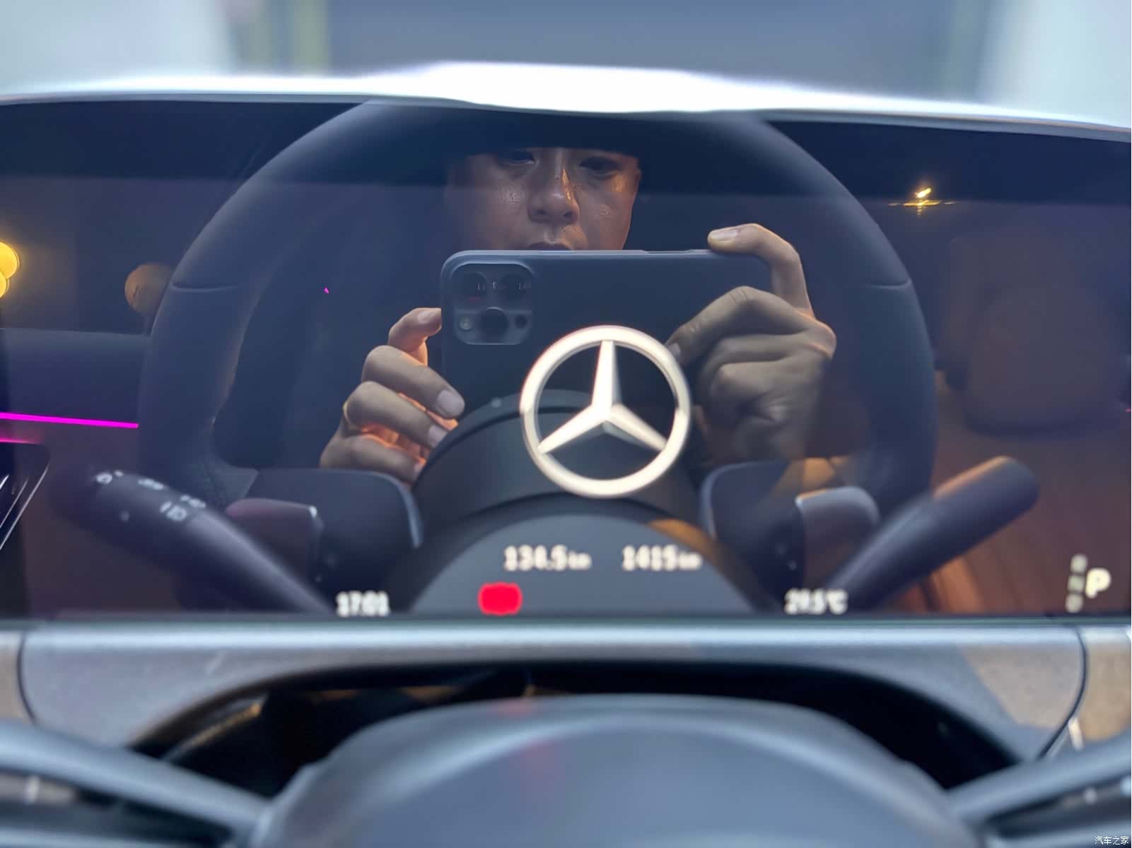 Mercedes-Benz E-Class, 2026 4