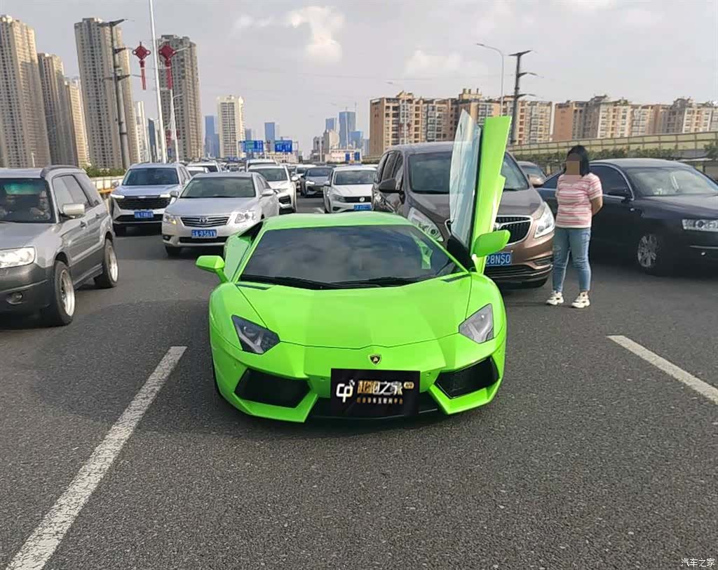 Lamborghini Aventador, 2012 2