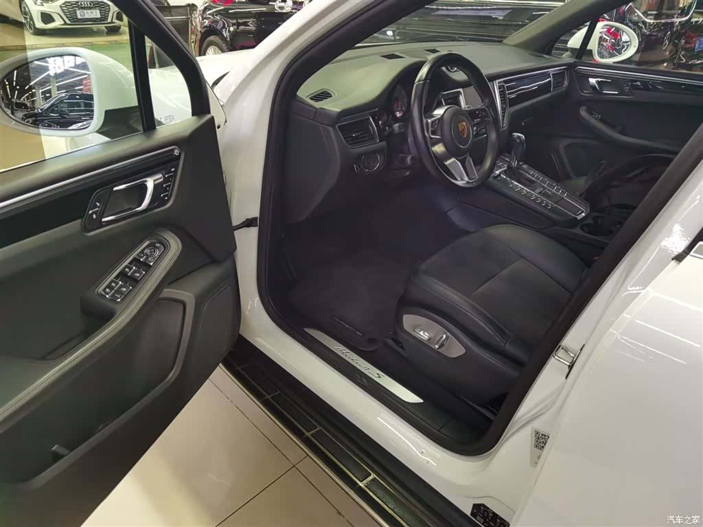 Porsche Macan, 2017 16