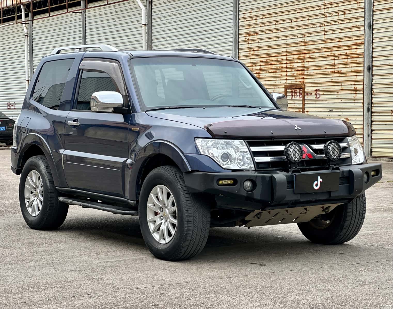 Mitsubishi Pajero, 2009 3