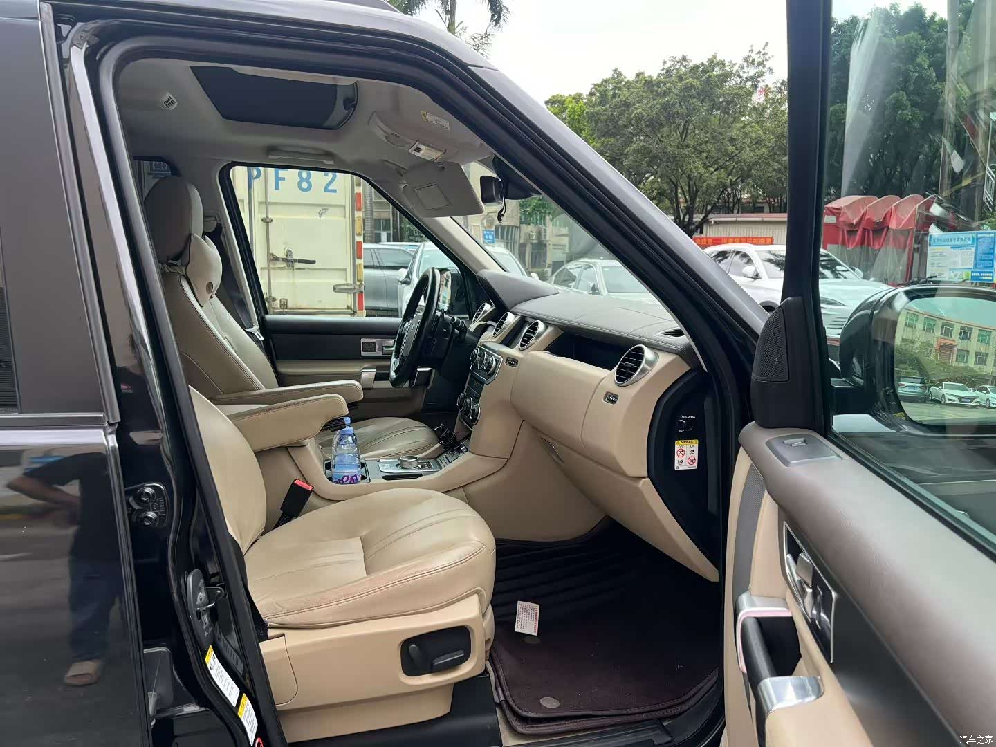 Land Rover Discovery, 2016 3