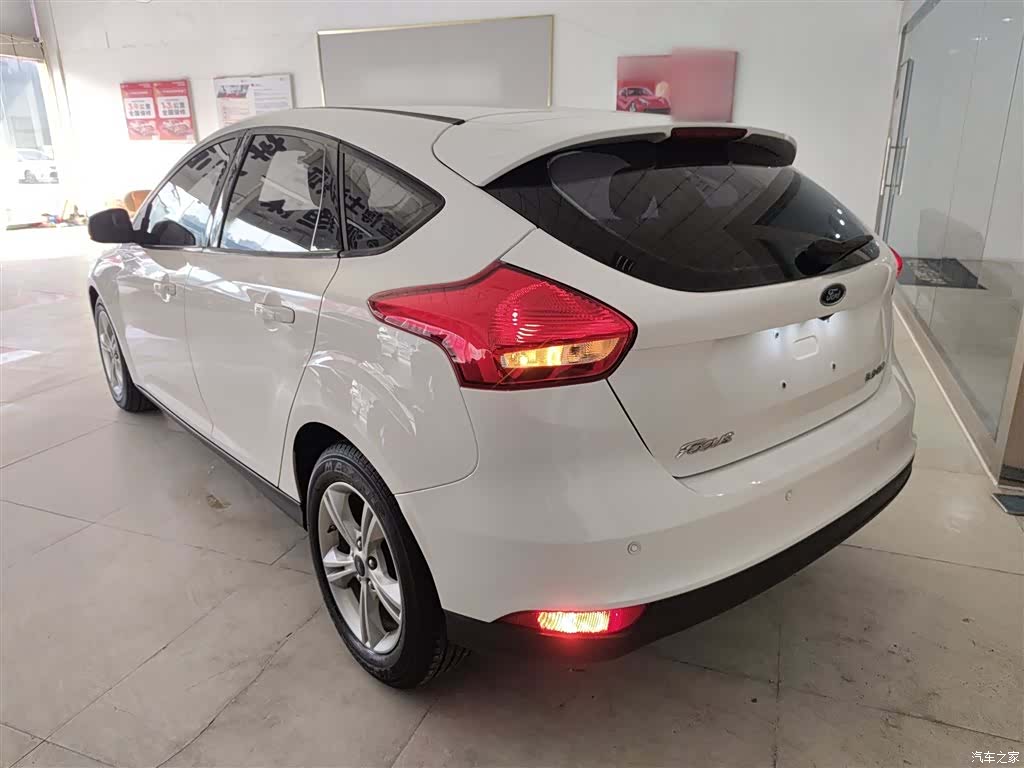 Ford Focus, 2018 все фото
