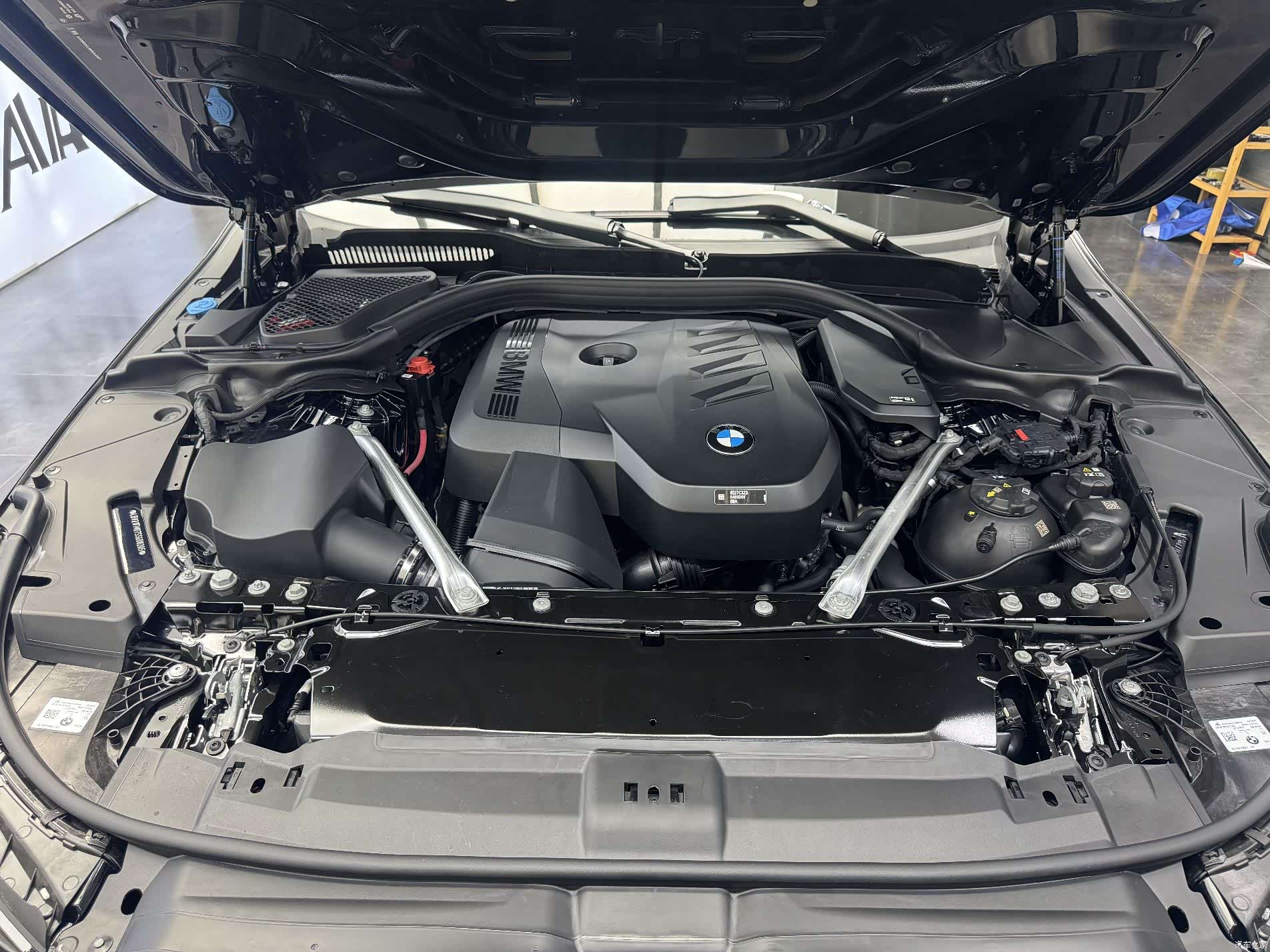 BMW 5 Series, 2024 21