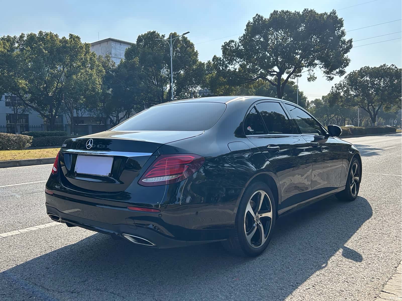Mercedes-Benz E-Class, 2018 10