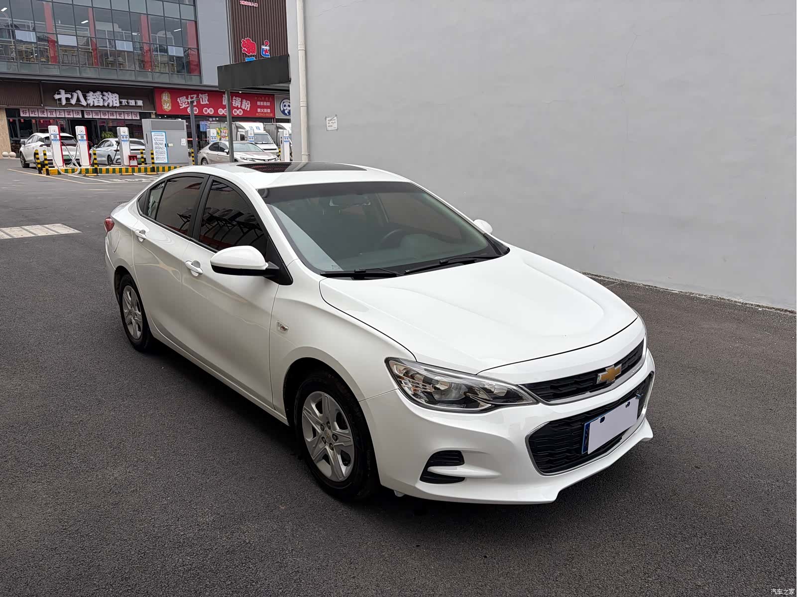 Chevrolet 320, 2018 3