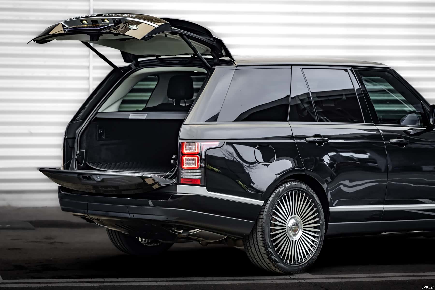 Land Rover Range Rover, 2017 все фото
