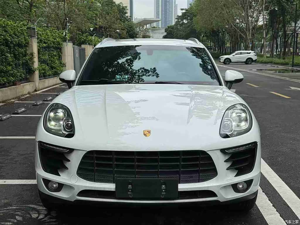 Porsche Macan, 2016 1