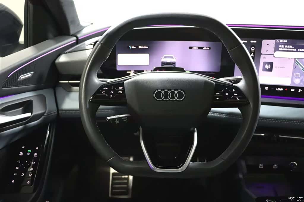 Audi e-tron, 2025 11